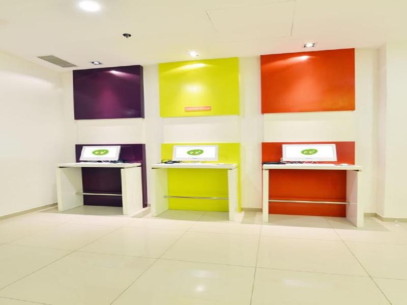 Pop! Hotel Kelapa Gading Jakarta Exterior foto