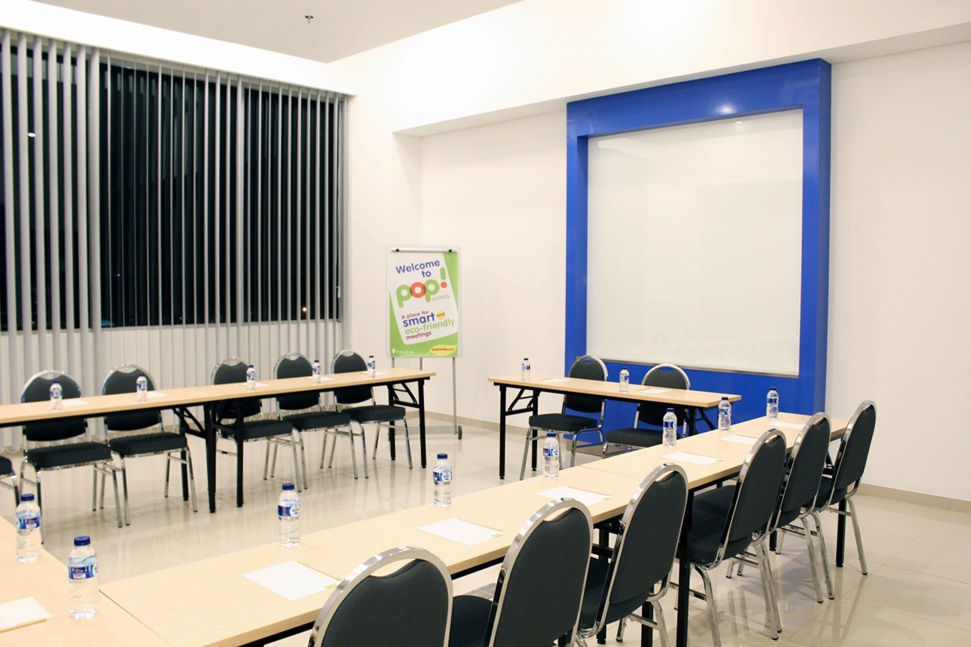 Pop! Hotel Kelapa Gading Jakarta Exterior foto